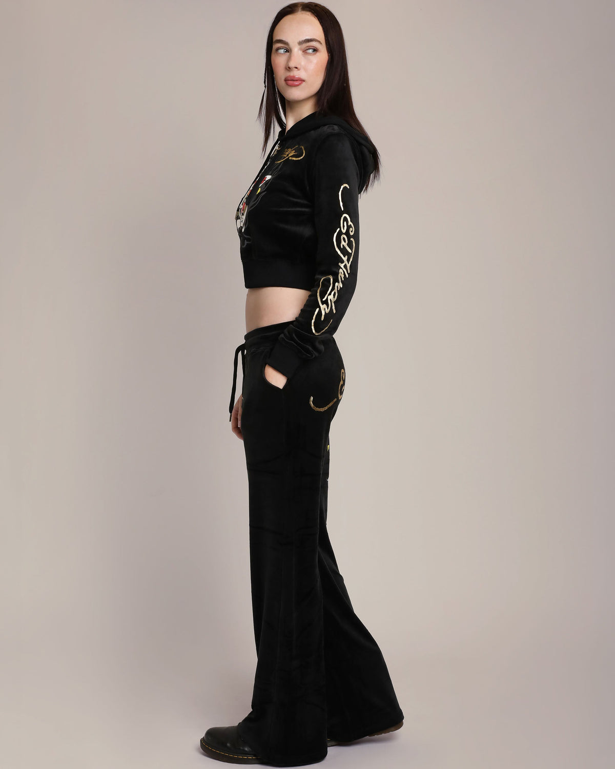 Amor Butterfly Velour Sweatpants BLACK | Ed Hardy