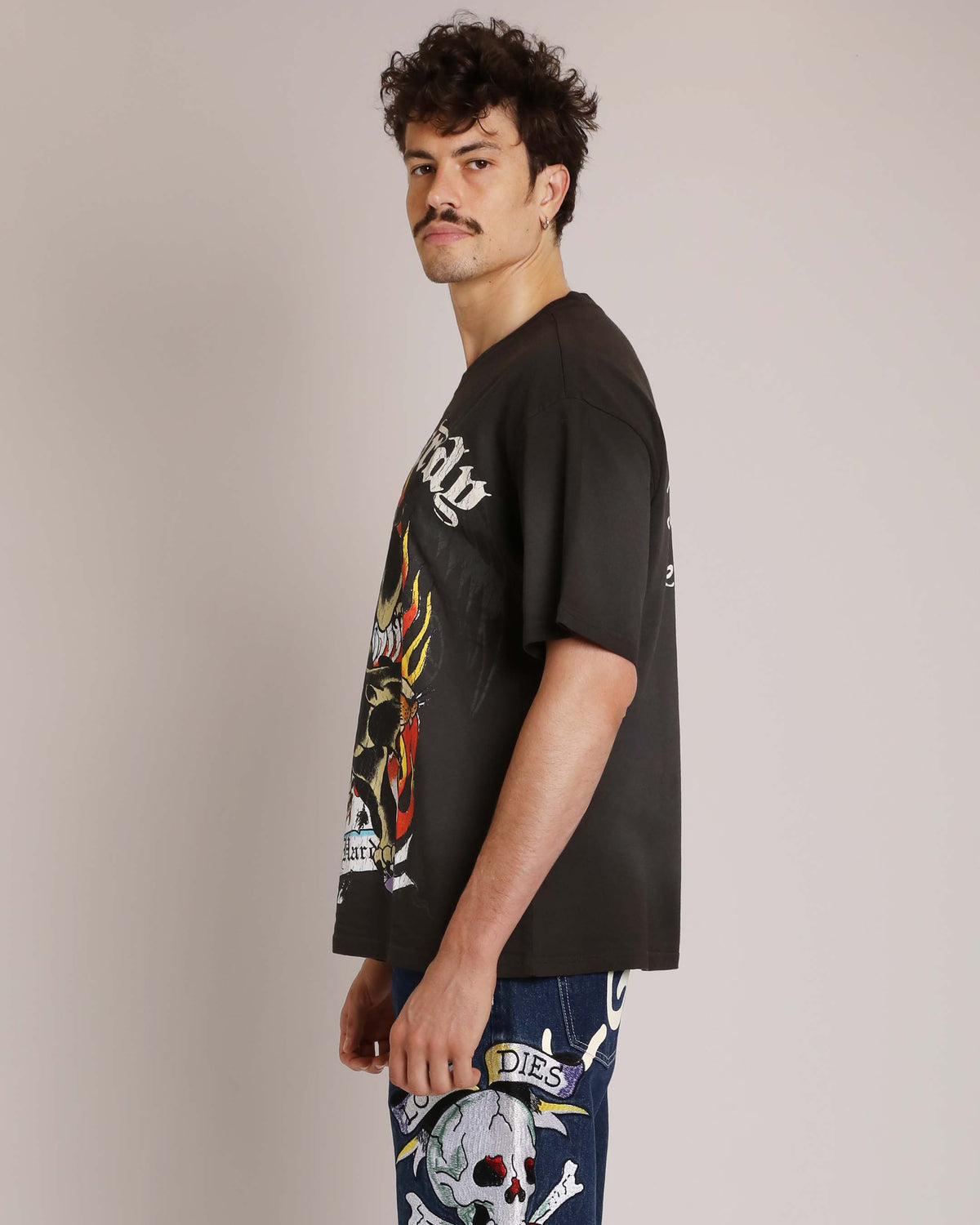 Panther Flame Boxy Tee SUNFADE GREY | Ed Hardy